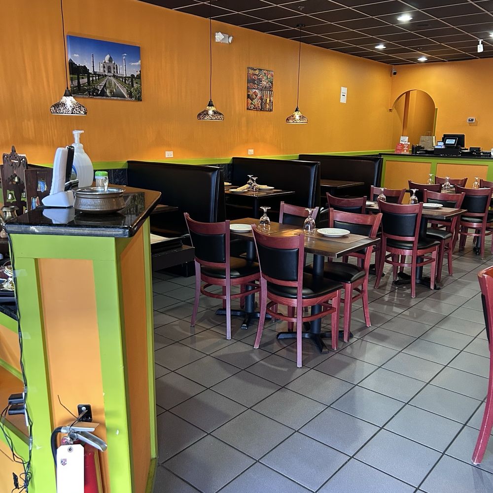 Tandoor Spice - Inside - Indian Near Me - Woodstock, Maryland Tandoor Spice - Inside - Indian Near Me - Woodstock, Maryland