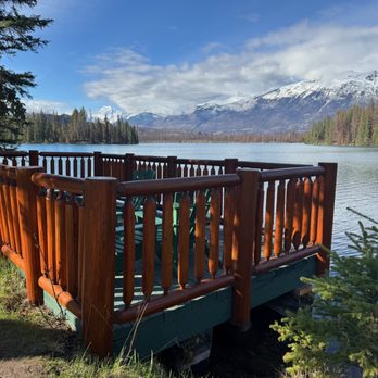 Fairmont Jasper Park Lodge - lake deck - Hotels Near Me - Jasper, Alberta