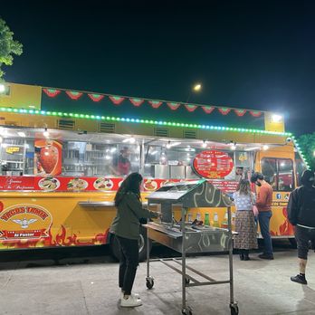 Tacos Tamix - How the truck looks with the sauce cart! - Food Trucks Near Me - Culver City, California Tacos Tamix - How the truck looks with the sauce cart! - Food Trucks Near Me - Culver City, California