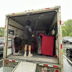 Golden Brothers Moving - Moving