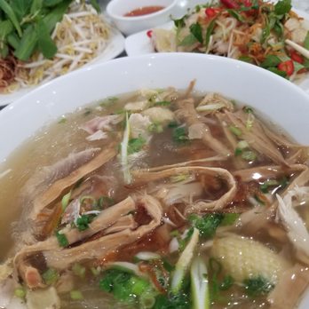 Pho Que Huong - Mien Ga - Vietnamese Near Me - Honolulu, Hawaii