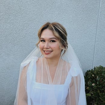 Sneaky Iffy Studio - Makeup Artists Near Me