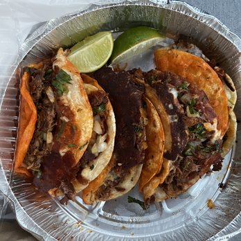 3 De Mayo - Birria tacos - Mexican Near Me - Pontoon Beach, Illinois 3 De Mayo - Birria tacos - Mexican Near Me - Pontoon Beach, Illinois