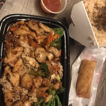Hot Spots Eat Fresh - Hunan chicken & chicken egg rolls with Thai sweet sauce - Bubble Tea Near Me - Denton, Texas Hot Spots Eat Fresh - Hunan chicken & chicken egg rolls with Thai sweet sauce - Bubble Tea Near Me - Denton, Texas