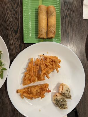 Banh Cuon Tay Ho by null