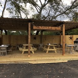 Cotton's Corner - Outdoor deck