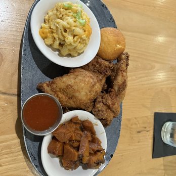 Ludacris' Chicken And Beer - Chicken, Mac and cheese, yams, and cornbread - Southern Near Me - Atlanta, Georgia Ludacris' Chicken And Beer - Chicken, Mac and cheese, yams, and cornbread - Southern Near Me - Atlanta, Georgia