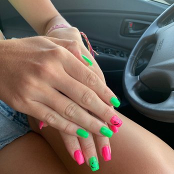 Uni Nail Bar - Nails by Maria! 3 - Nail Salons Near Me - Los Alamitos, California Uni Nail Bar - Nails by Maria! 3 - Nail Salons Near Me - Los Alamitos, California