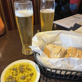 Carrabba's Italian Grill - Bread, service with beer - Italian Near Me - Omaha, Nebraska