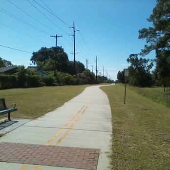 Columbia Tap Rail-Trail - A greenway in the Third Ward - Parks Near Me - Houston, Texas