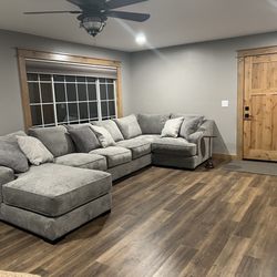 Oak Tree Furniture - Stanton couch