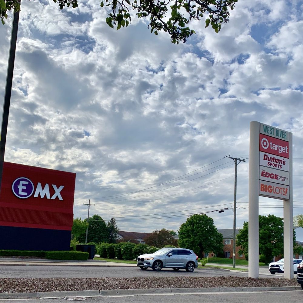 Social spots from Riviera Cinema