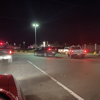 McDonald's - This is the drive thru lane and waiting area every time you visit this location - Fast Food Near Me - Roseburg, Oregon McDonald's - This is the drive thru lane and waiting area every time you visit this location - Fast Food Near Me - Roseburg, Oregon