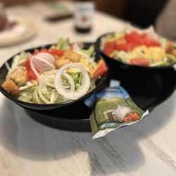 Giovanni's Pizza - Side salads