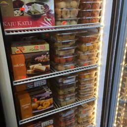Dessert fridge