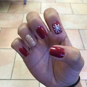 Pristine Nails & Spa - Nancy did an awesome job for my holiday nails! Never had a design before but I just went for it & I'm happy! - Nail Salons Near Me - Glendale, California