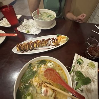 Chada Thai Restaurant - Pho Chicken Noodle - Thai Near Me - Mt Juliet, Tennessee