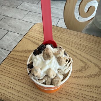 Rollup Ice Cream & Eatery - The dominator rolled icecream, kids size - Ice Cream & Frozen Yogurt Near Me - St. Louis, Missouri Rollup Ice Cream & Eatery - The dominator rolled icecream, kids size - Ice Cream & Frozen Yogurt Near Me - St. Louis, Missouri