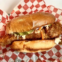 Flirty Bird Nashville Hot Chicken - The Sando