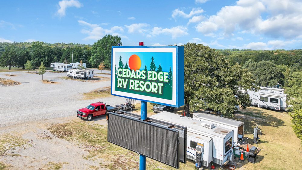 CEDARS EDGE RV PARK Updated August 2024 11 Photos 3433 US Highway