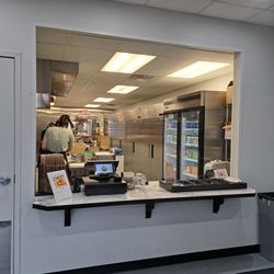 Au Jus - Inside counter