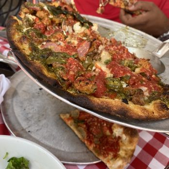 Grimaldi's Pizzeria - Burnt pizza - Pizza Near Me - Houston, Texas Grimaldi's Pizzeria - Burnt pizza - Pizza Near Me - Houston, Texas