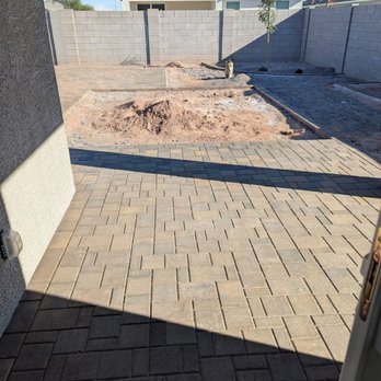 Las Perlas Landscaping - Adding patio pavers to new backyard. - Landscaping Near Me - San Tan Valley, Arizona Las Perlas Landscaping - Adding patio pavers to new backyard. - Landscaping Near Me - San Tan Valley, Arizona