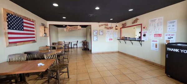 AT JL Smokehouse by null