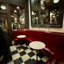 Brasserie 292 - Waiting area