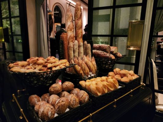 Joel Robuchon by null