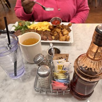 Easy Like Sunday - Steak, eggs and home fries - Breakfast & Brunch Near Me - Baltimore, Maryland