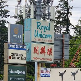 Exterior photo of Royal Unicorn - Shoreline, Washington Exterior photo of Royal Unicorn - Shoreline, Washington
