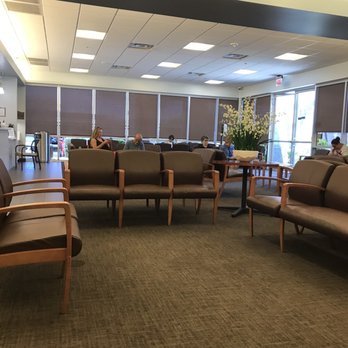 North Valley Surgery Center - Waiting area - Surgeons Near Me - Scottsdale, Arizona North Valley Surgery Center - Waiting area - Surgeons Near Me - Scottsdale, Arizona