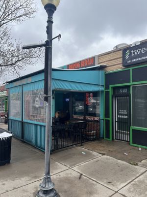 Roaming Buffalo Bar-B-Que by null