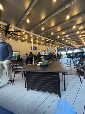 Avalon Links Restaurant by null