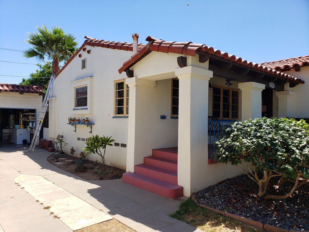 Slide of Alfa Roofing