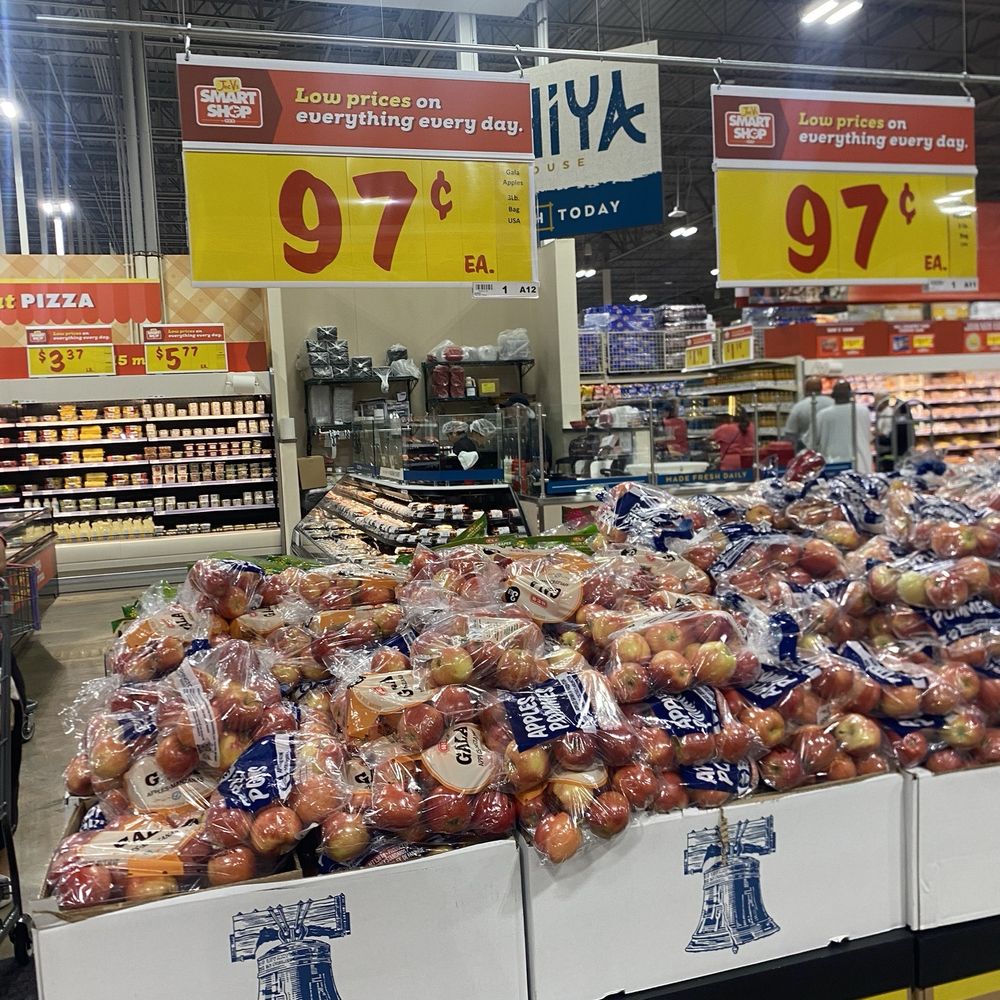 3 pound bags of apples for $0.97!!! 3 pound bags of apples for $0.97!!!