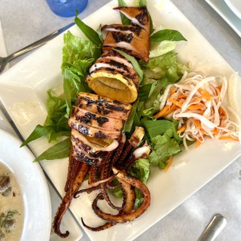 Bien Hen Restaurant - Muc Ong Nuong Muoi Ot ($13.99) - Seafood Near Me - Westminster, California Bien Hen Restaurant - Muc Ong Nuong Muoi Ot ($13.99) - Seafood Near Me - Westminster, California