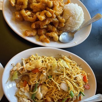 Asia station - Orange chicken and chicken chow mein - Asian Fusion Near Me - Flagstaff, Arizona Asia station - Orange chicken and chicken chow mein - Asian Fusion Near Me - Flagstaff, Arizona