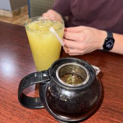 Fresh Lemon Mint cold and fresh black Black Hot Tea W/ Mint