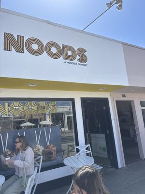 Noods by null
