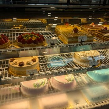Party Cake Bakery - Bakeries Near Me - Miami, Florida