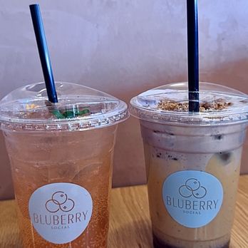 Bluberry Social - Strawberry Sunrise ($8) & Blueberry Crumble Latte ($7) - Breakfast & Brunch Near Me - Irvine, California Bluberry Social - Strawberry Sunrise ($8) & Blueberry Crumble Latte ($7) - Breakfast & Brunch Near Me - Irvine, California