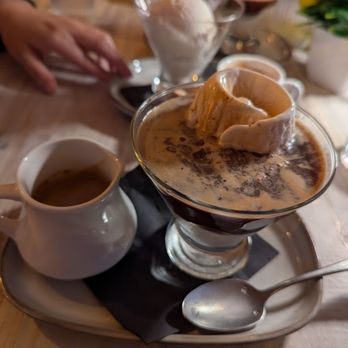 Capri Lasagneria - Affogato - Italian Near Me - Burlingame, California Capri Lasagneria - Affogato - Italian Near Me - Burlingame, California