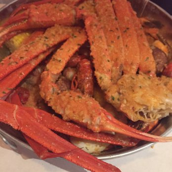 Laughing Crab - Snow crab, crawfish, shrimp, potato, sausage corn in garlic butter - Seafood Near Me - Shreveport, Louisiana Laughing Crab - Snow crab, crawfish, shrimp, potato, sausage corn in garlic butter - Seafood Near Me - Shreveport, Louisiana