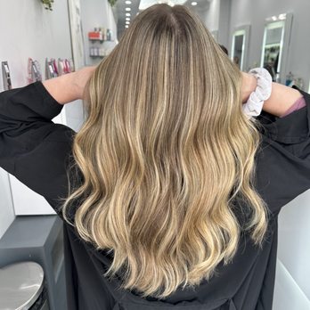 Davida Salon - Balayage, Women's Haircut - Hair Extensions Near Me - New York, New York