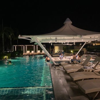 Henann Crystal Sands Resort - Skypool - Resorts Near Me - Malay, AKL