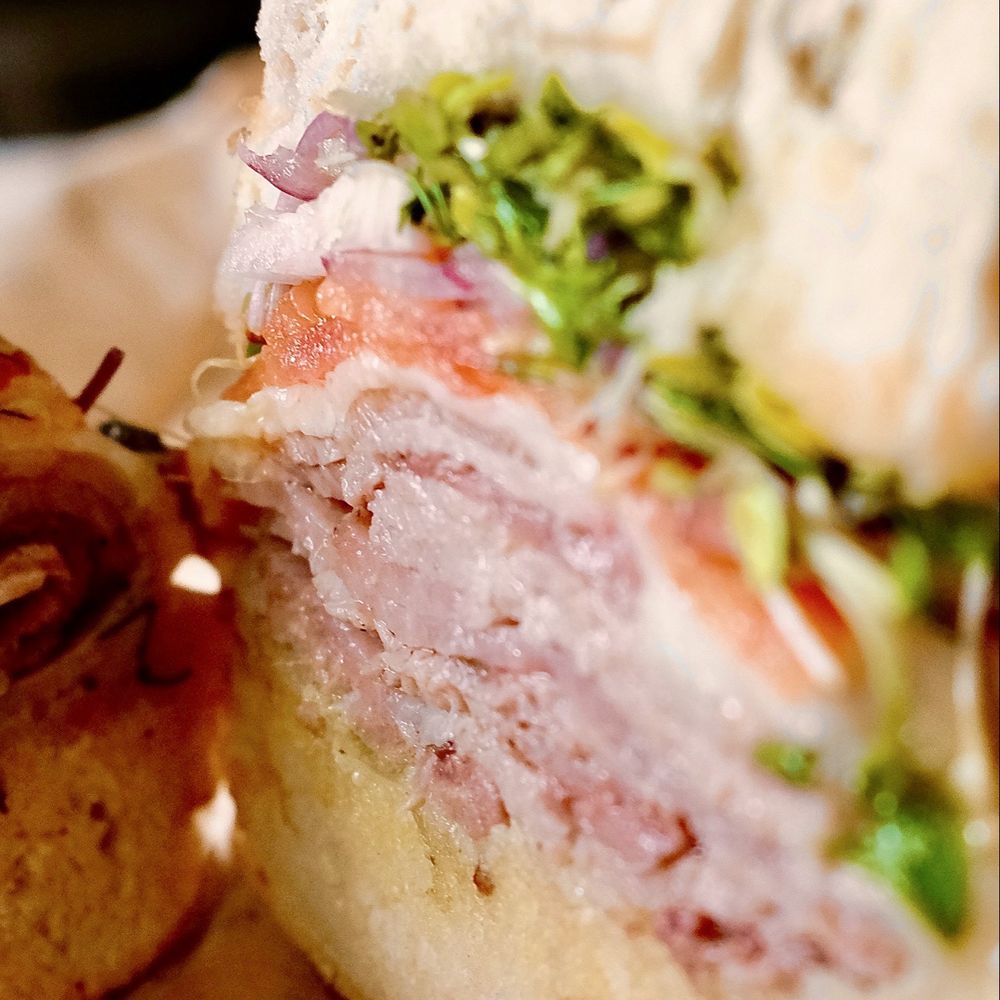 Fin's Bagels - Smoked meat - Bagels Near Me - Honolulu, Hawaii Fin's Bagels - Smoked meat - Bagels Near Me - Honolulu, Hawaii