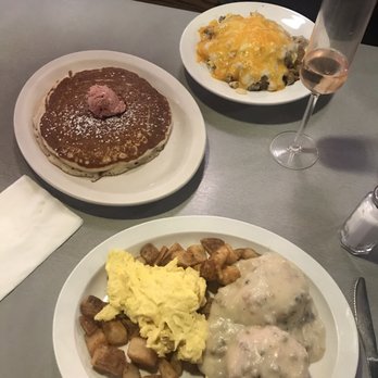 Hot Plate - Breakfast & Brunch Near Me - Minneapolis, Minnesota
