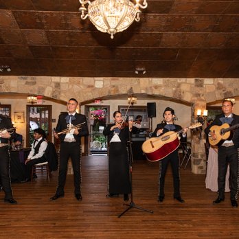 Mariachi Corazon de Mi Tierra - Musicians Near Me